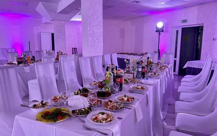 КОНФЕРЕНЦ-ЗАЛ